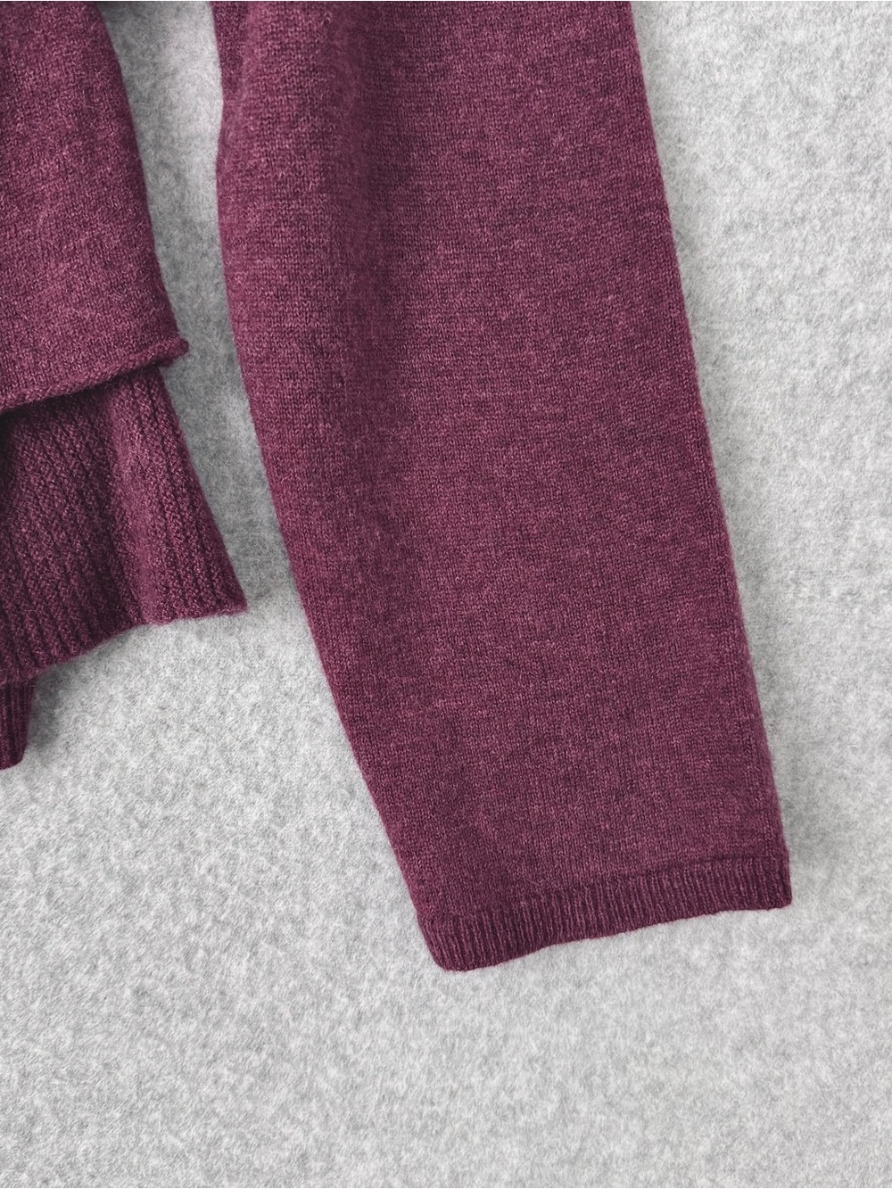 Garnet Hill Cardigan Sweater Large Burgundy Purple Red Wool V-neck Ruffle Front - Picture 5 of 15